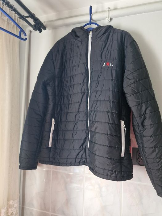 Czarna kurtka męska młodzieżowa z kapturem L