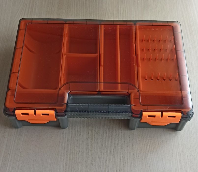 PUDEŁKO wędkarskie multi feeder JAXON