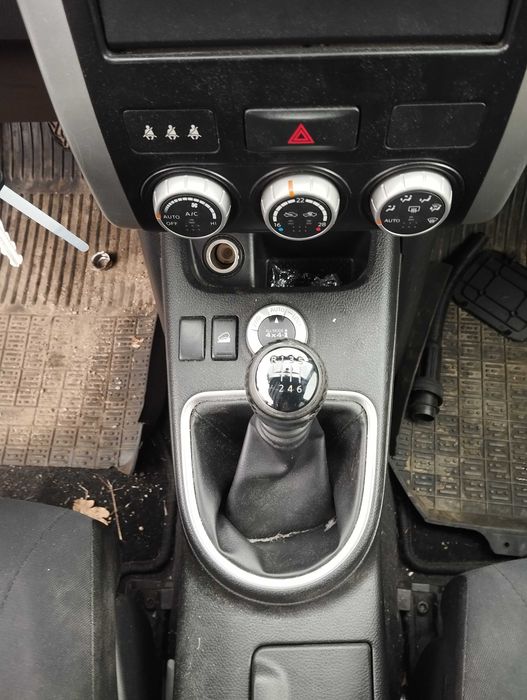 Nissan X-Trail T31 2.0i 2008r. Element wnętrza !! Czytaj opis !!