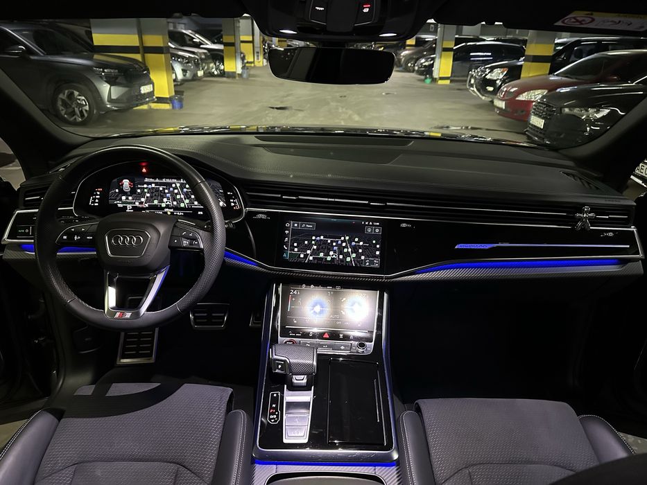 Продам Audi SQ8 2023