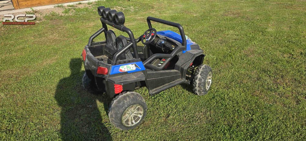 Auto na akumulator 4x4 quad dzieciecy na pilota