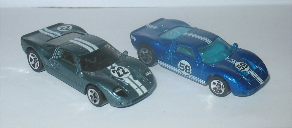 Hot Wheels - 2 Ford GT-40 (1999 e 2007)