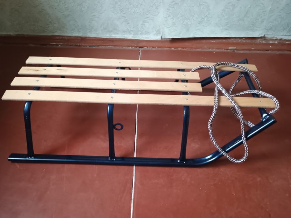 Санки, санчата в гарному стані