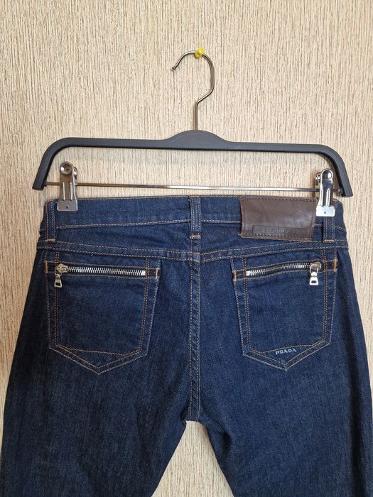 Вінтажні джинси Prada, оригінал
в новому стані
Розмір 26
низька посадк