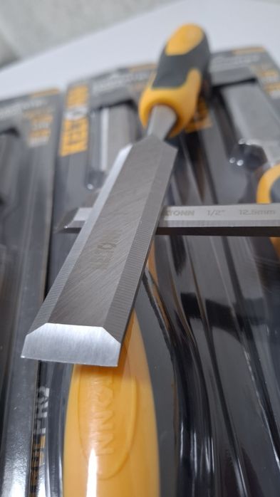 Набір стамесок у сумці для зберігання