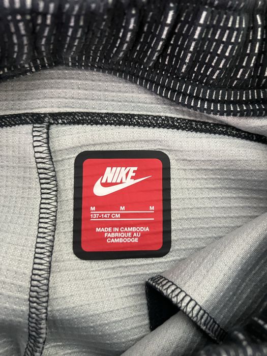 Костьм найк теч фліс 137 -147