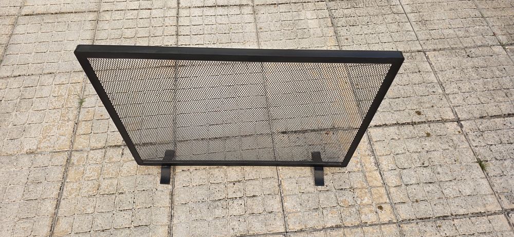 Proteção de Lareira em Ferro — Rede Metálica