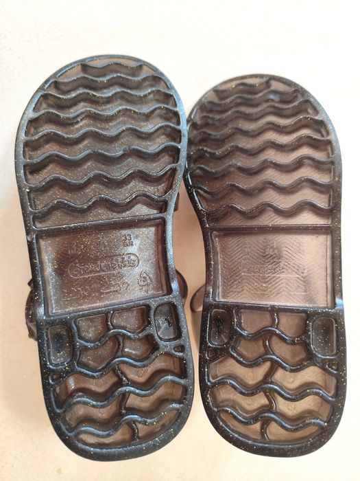 Barbie Aqua Shoes marca Grandene (T. 33)