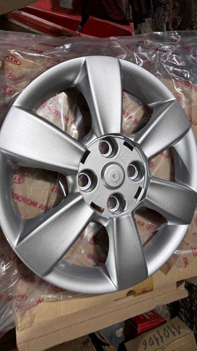 Новий Колпак колеса Kia Rio 2005–2011 оригінал.