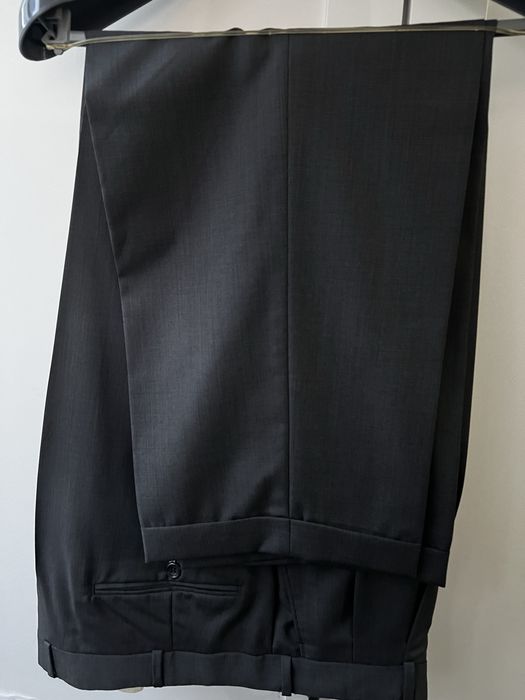 Fato seminovo nunca usado