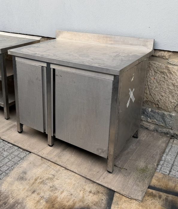 Bancada inox industrial com portas