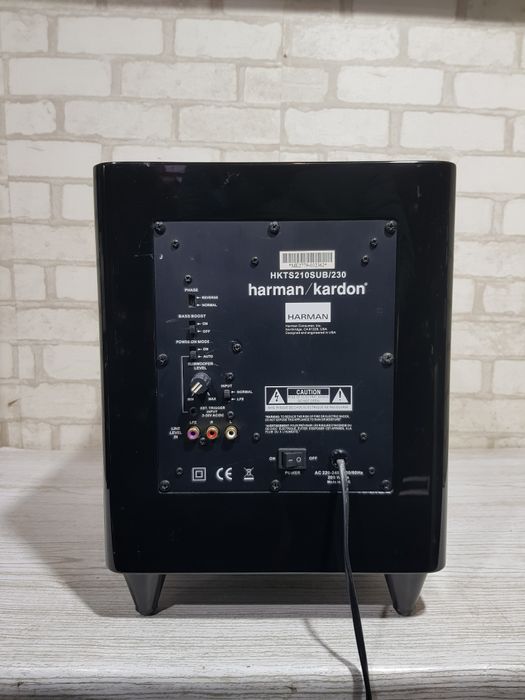 Активний сабвуфер HARMAN KARDON HKTS 200/210 SUB, +4.,  Б/у