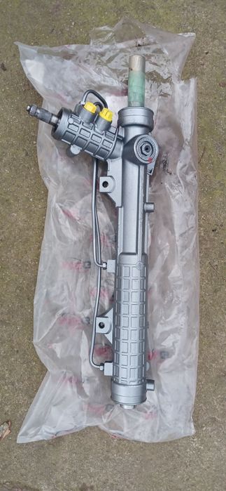 Рульова рейка на БМВ е46