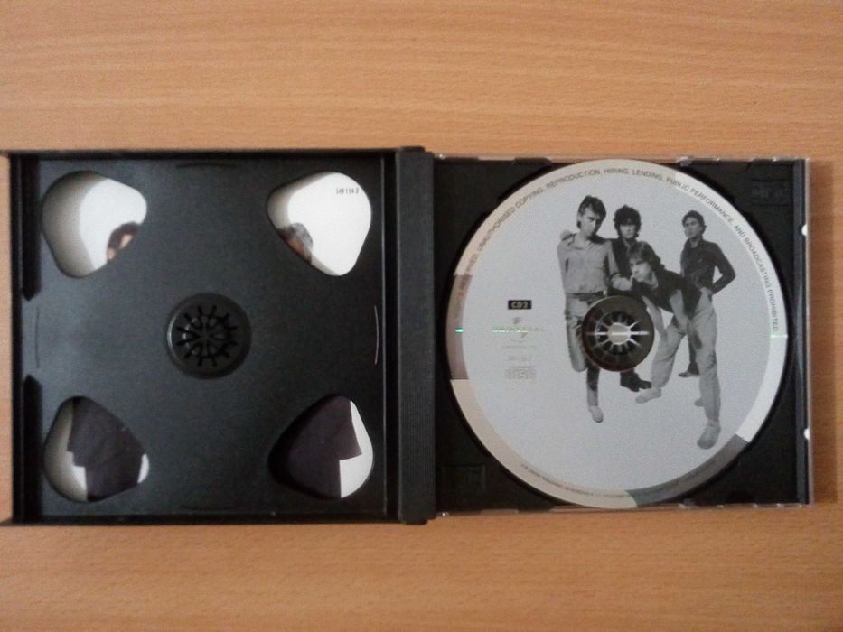 GOLDEN EARRING - 35 Years The Devil Made Us Do It 2xCD - Baixa De Preço