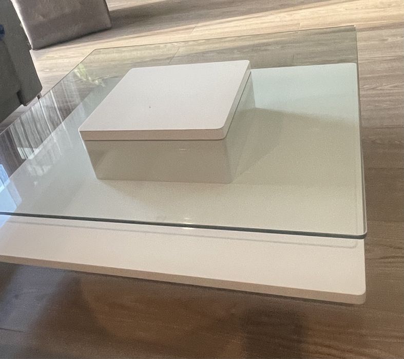 Stolik kawowy biały