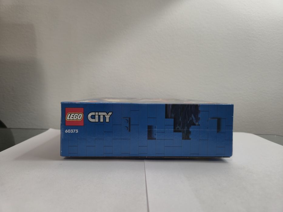 LEGO CITY  60373  Barco de Resgate dos Bombeiros