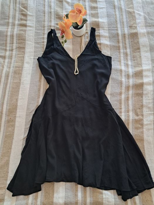 Vestido.  Mint velvet.