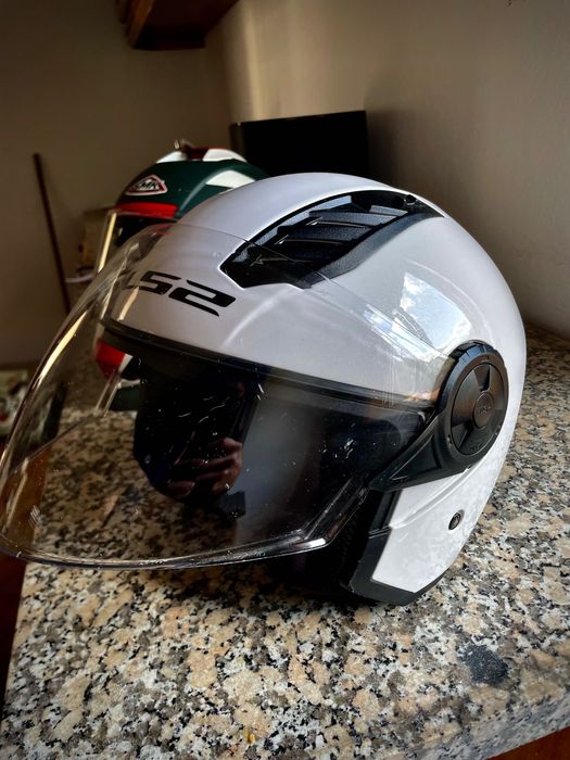 2 Capacete SMK e LS2