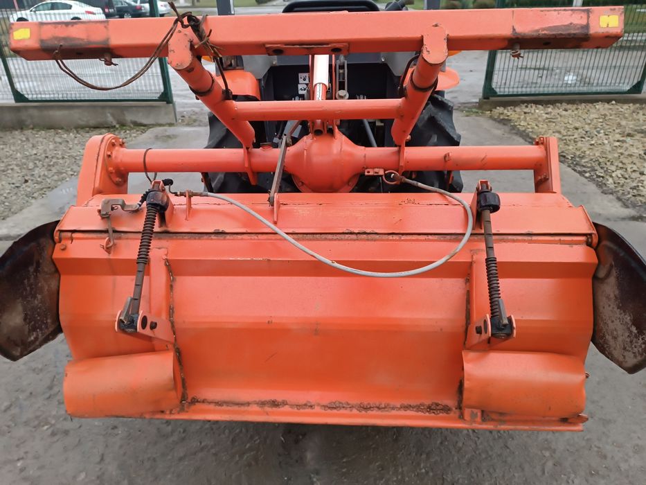 Японський мінітрактор.Трактор Кубота.