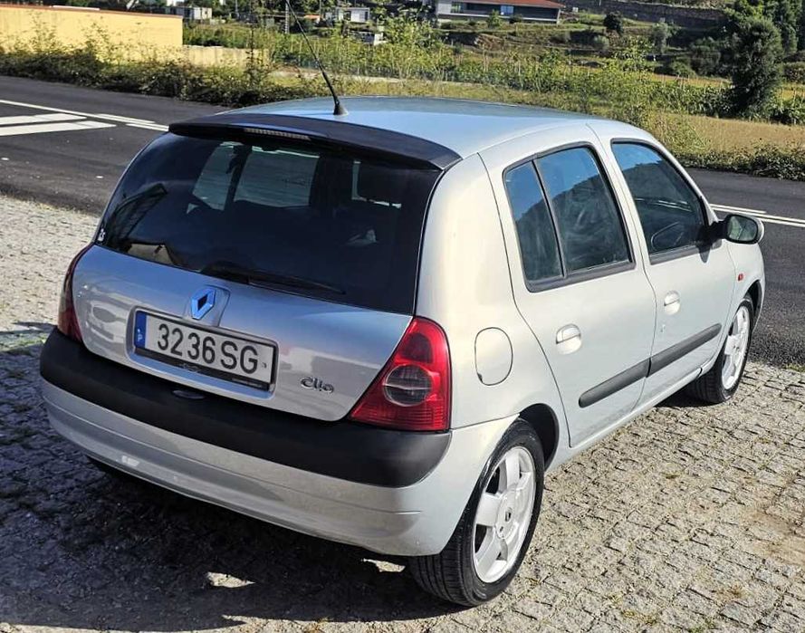 Renault Clio 1.5DCi NACIONAL 1 dono — photo 2