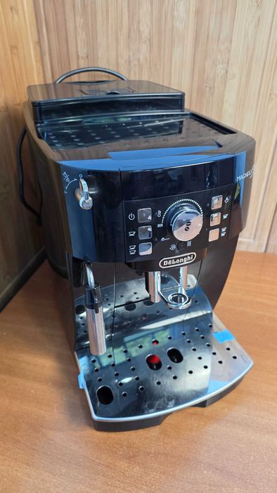 De'Longhi Magnifica S ECAM 21.116.B - Ekspres do kawy
