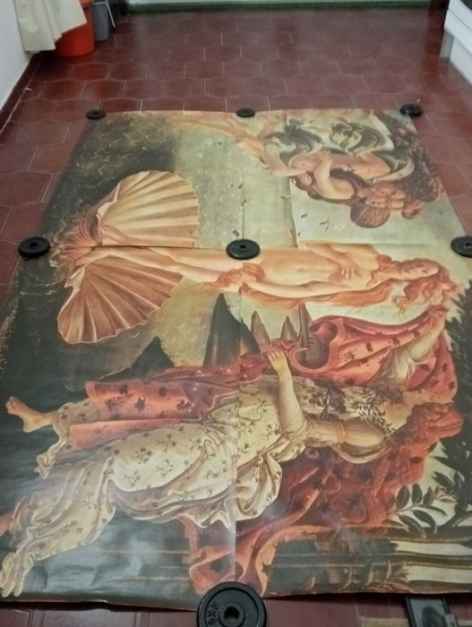 Tela lindíssima em muito Boas condições