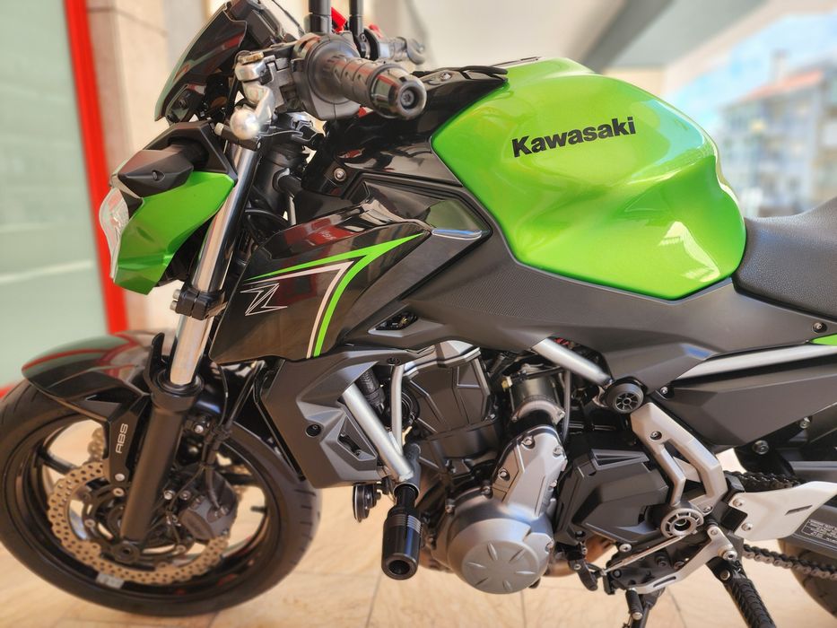 Kawasaki z650 2018 * TROCA