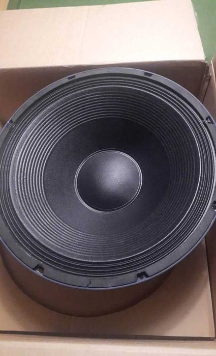 Altifalantes novos 18 polegadas por abrir Turbosound TS-18SW700/8A