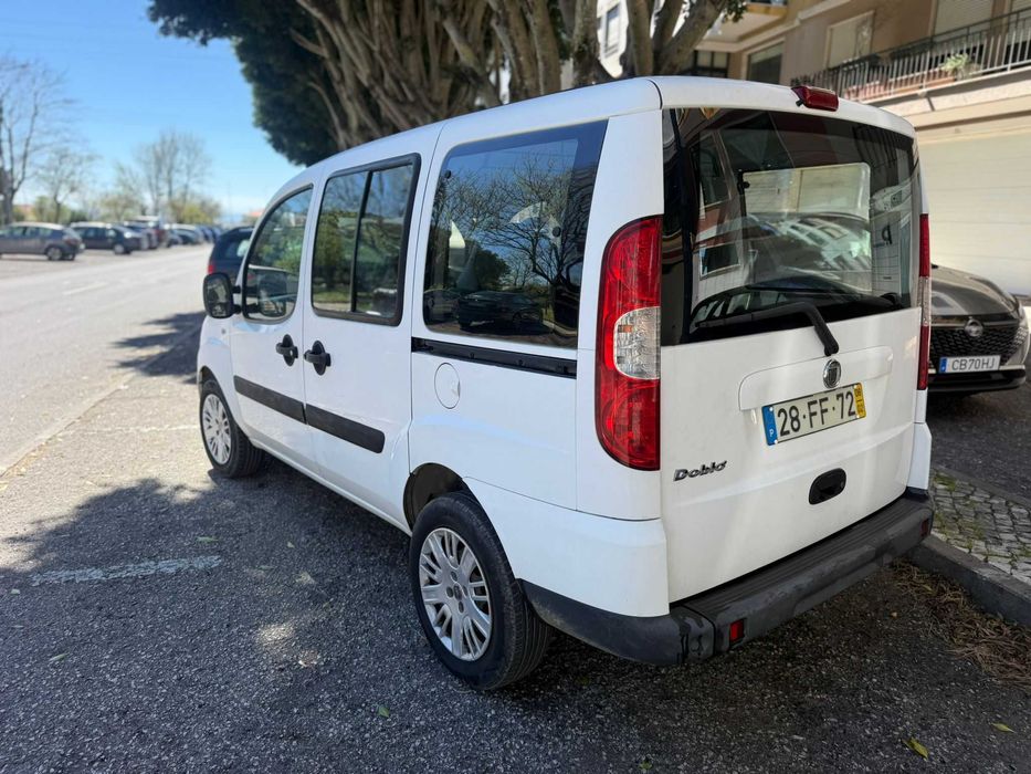 fiat doblo 1.3 jtd 5 lugares