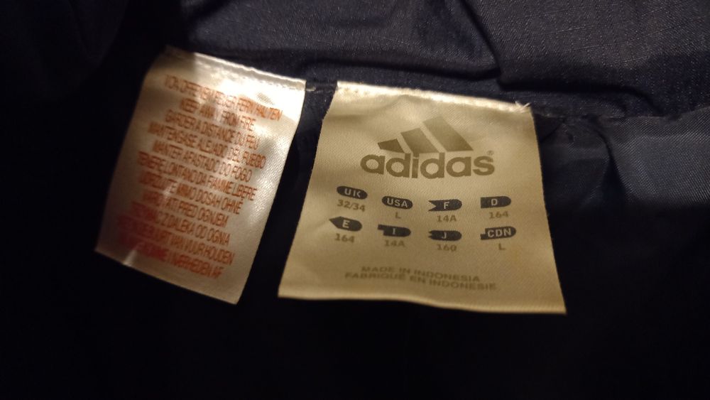 Vendo blusão acolchoado da ADIDAS a muito bom preço
