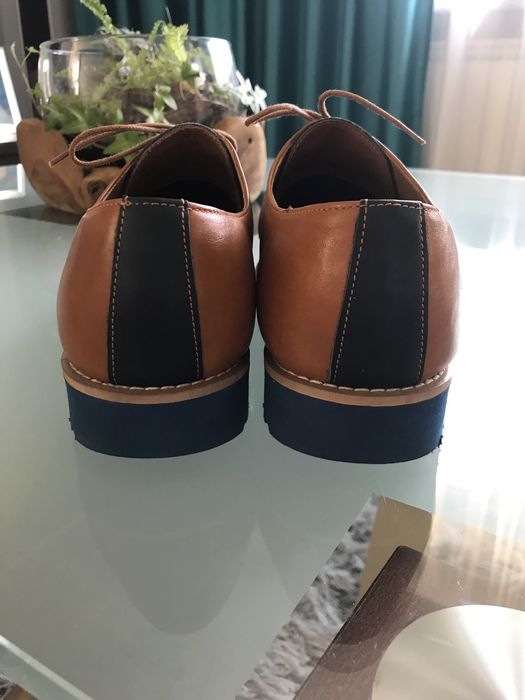 Skórzane eleganckie buty rozmiar 40