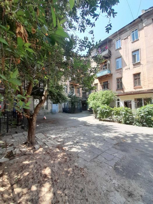 Срочно продам 2-х ком. квартиру в Центре. Бельгийка