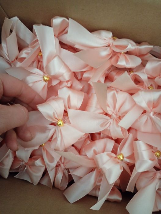 Kokardki na butelkę weselna