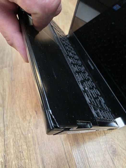 Laptop toshiba r930, core i3 dysk ssd, diagnostyka