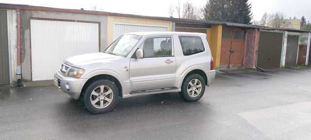 Sprzedam Mitsubishi Pajero Dakar