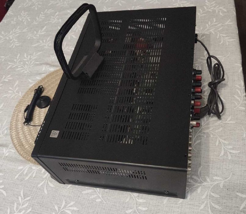 Sony STR DH810 7.1 z pilotem i mikrofonem kalibracyjnym(HDMI, sprawny)