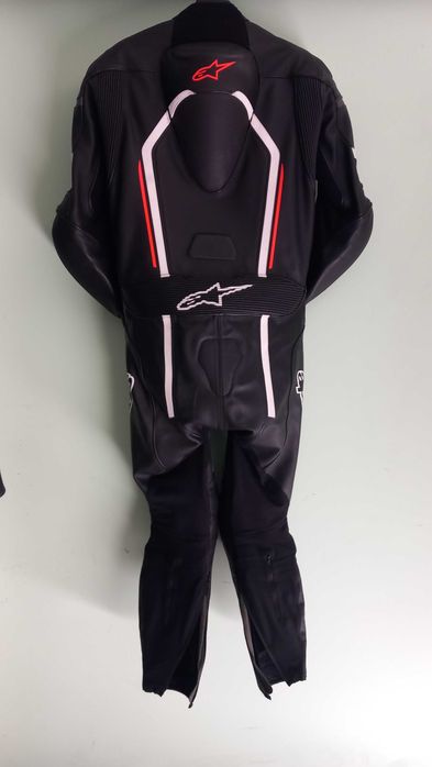 Fato Alpinestars Motegi 52 como novo