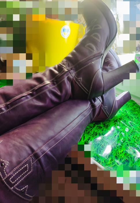 Чобітки жіночі, ексклюзивні