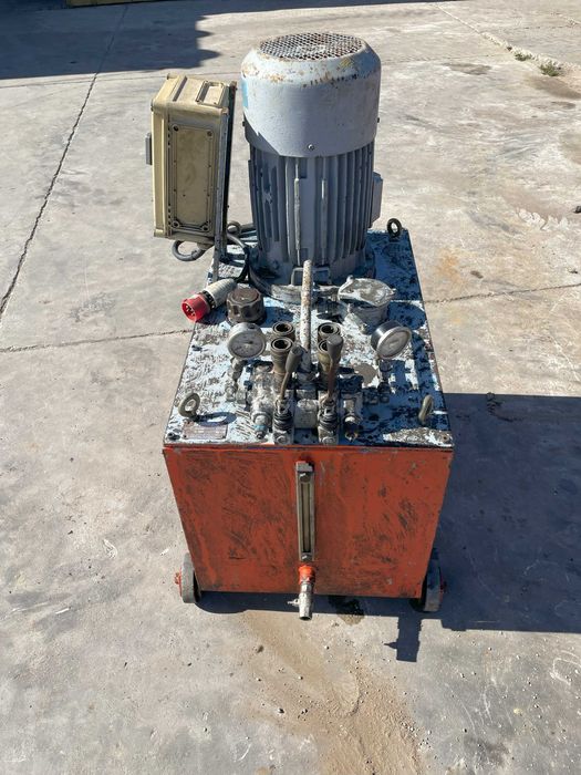 Central hidraulica Hydrac trifassica