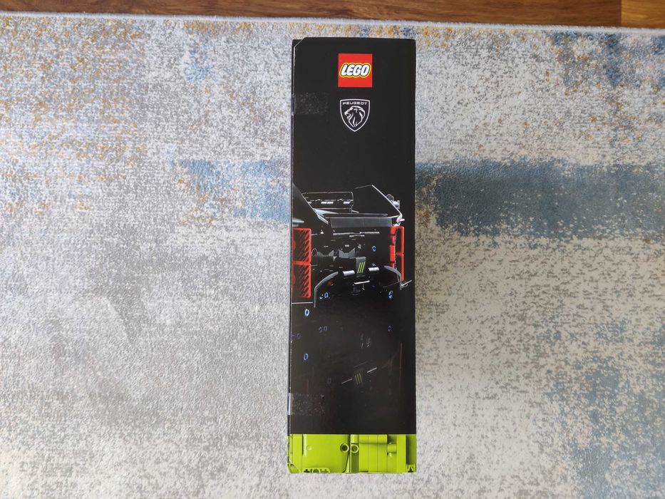 LEGO Technic 42156 - PEUGEOT 9X8 24H Le Mans Hybrid Hypercar