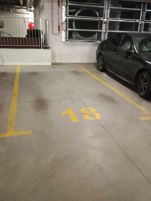 Miejsce parkingowe w garażu Al. Rzeczypospolitej od zaraz!_Wilanów