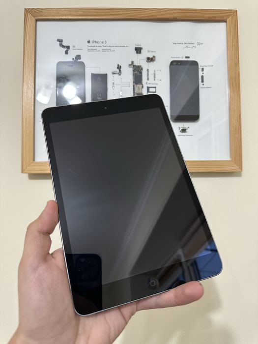 Продам iPad Mini 1 16 Gb