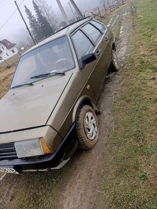 Продам ваз 2109 на ходу