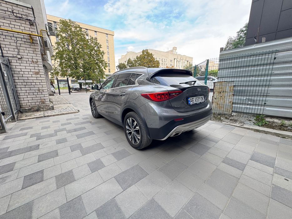 Infiniti QX30 2018