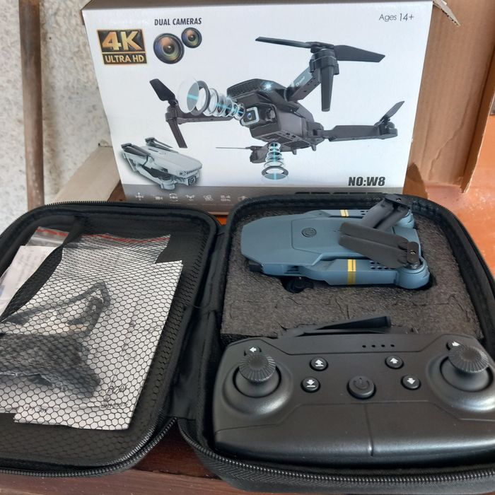 Drone novo com 2 câmaras