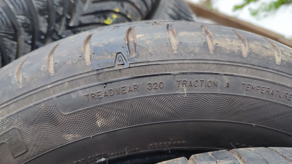 Шини Фалькен 185/70/14, гарний свіжий літній  комплект , з Німеччини !