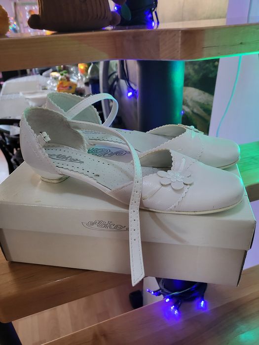 Buty komunijne  białe