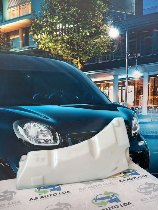 Reservatório de água do limpa vidros Isuzu D-Max