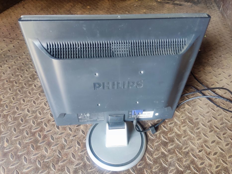 Monitor philips 15 polegadas