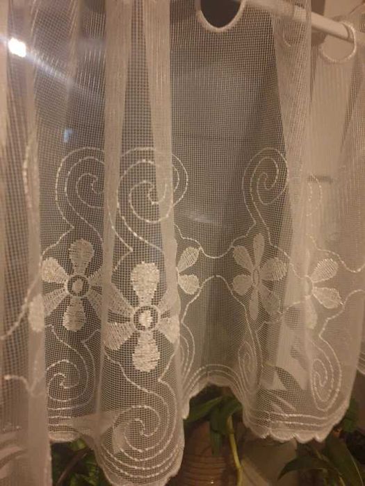 Biała zazdrostka markizeta haft 30 / 200 siateczka